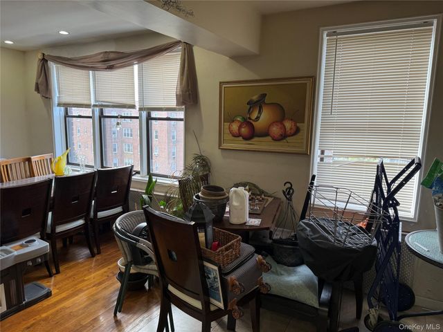 632 Warburton Ave. 5E, Yonkers, NY 10701