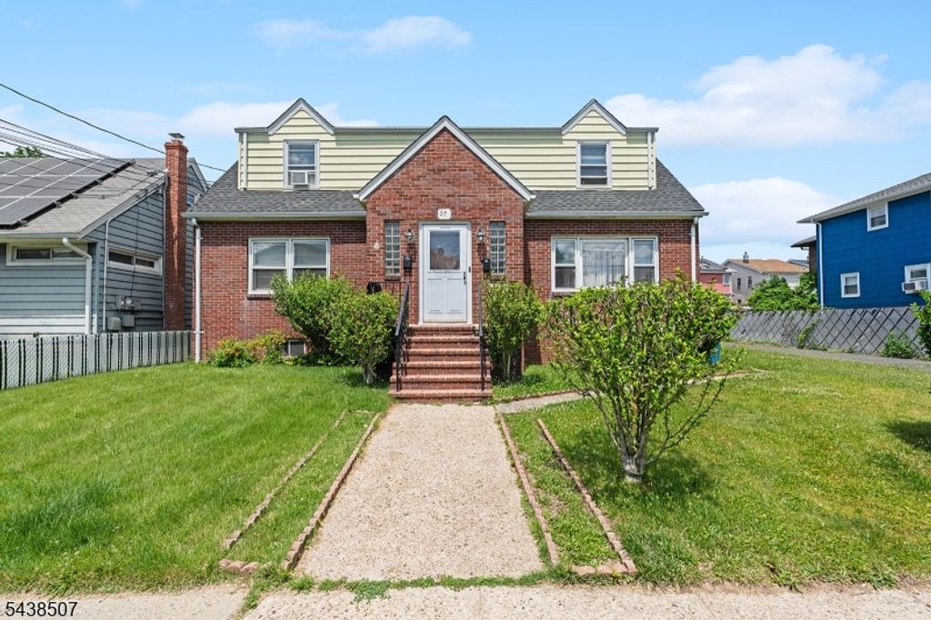 57 Devon St, North Arlington Boro, NJ 07031 — exterior