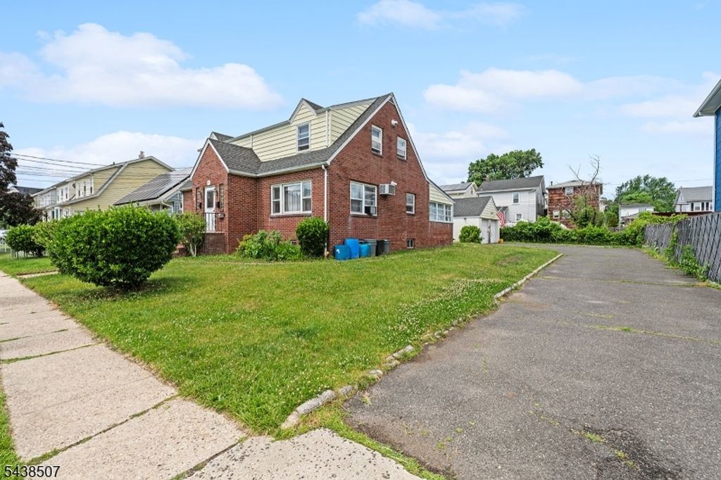57 Devon St, North Arlington Boro, NJ 07031 — photo 2