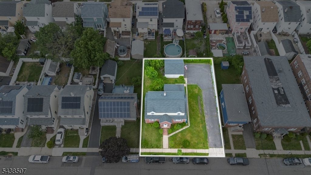 57 Devon St, North Arlington Boro, NJ 07031 — photo 5