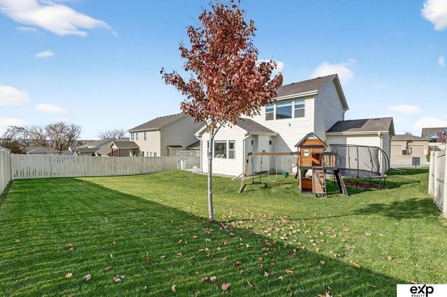 16863 Cary Street, Omaha, NE 68136