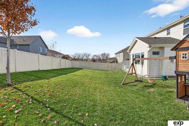 16863 Cary Street, Omaha, NE 68136