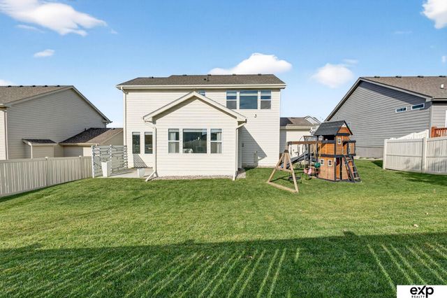 16863 Cary Street, Omaha, NE 68136