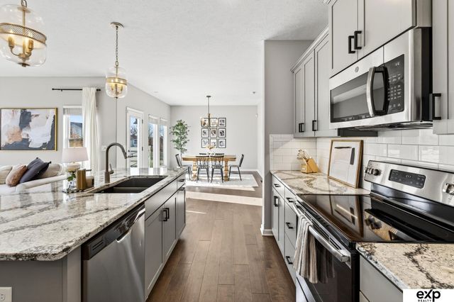 16863 Cary Street, Omaha, NE 68136