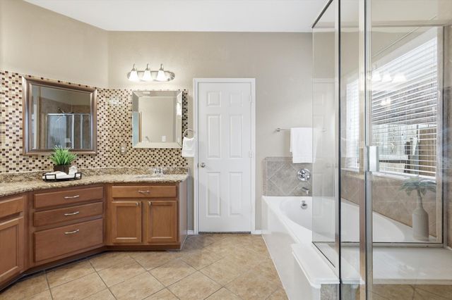 9724 Gessner Drive, Fort Worth, TX 76244