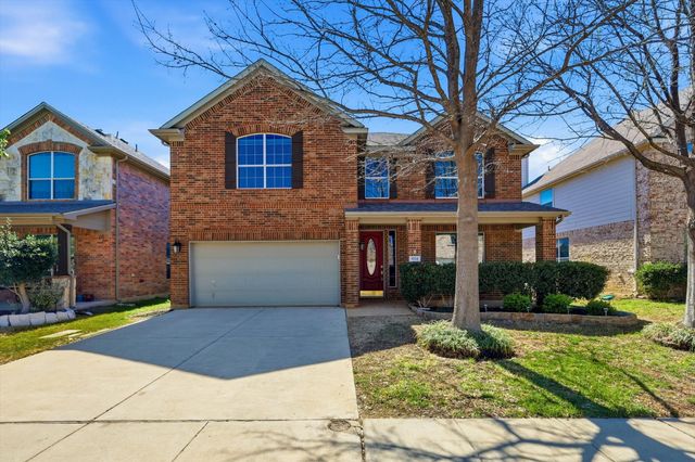 9724 Gessner Drive, Fort Worth, TX 76244