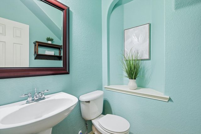 9724 Gessner Drive, Fort Worth, TX 76244