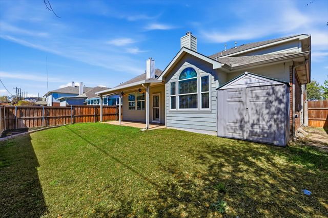 9724 Gessner Drive, Fort Worth, TX 76244