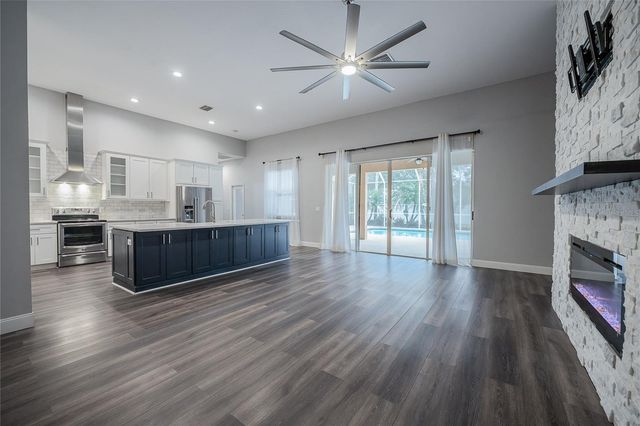 2706 DURANT TRAILS BOULEVARD, Dover, FL 33527