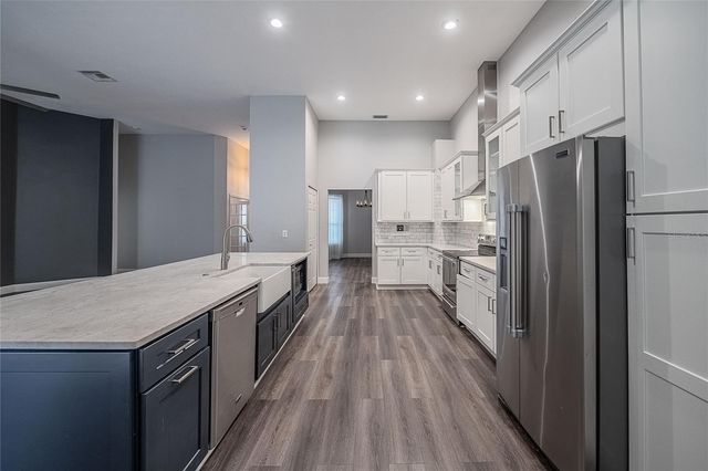 2706 DURANT TRAILS BOULEVARD, Dover, FL 33527