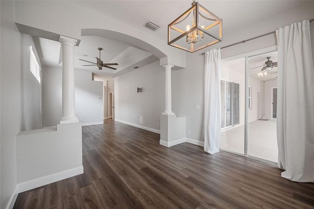 2706 DURANT TRAILS BOULEVARD, Dover, FL 33527