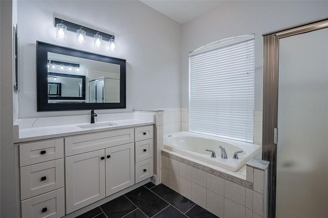 2706 DURANT TRAILS BOULEVARD, Dover, FL 33527