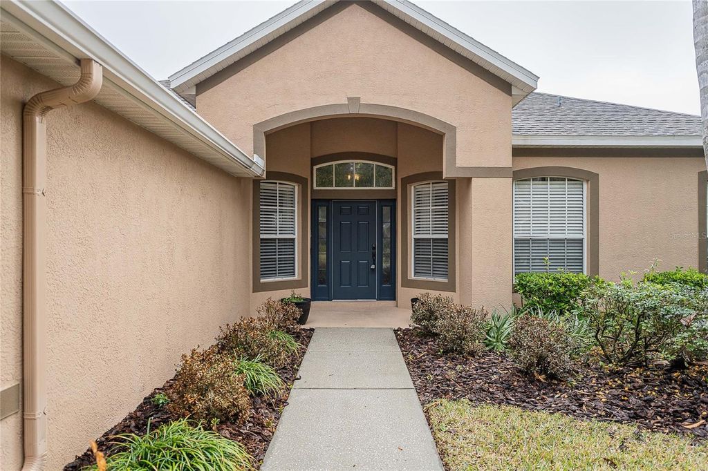 Image 3 of property listing at 2706 DURANT TRAILS BOULEVARD, Dover, FL 33527