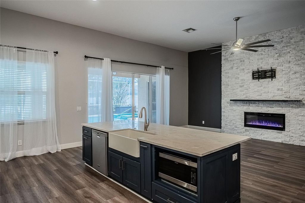 Image 24 of property listing at 2706 DURANT TRAILS BOULEVARD, Dover, FL 33527