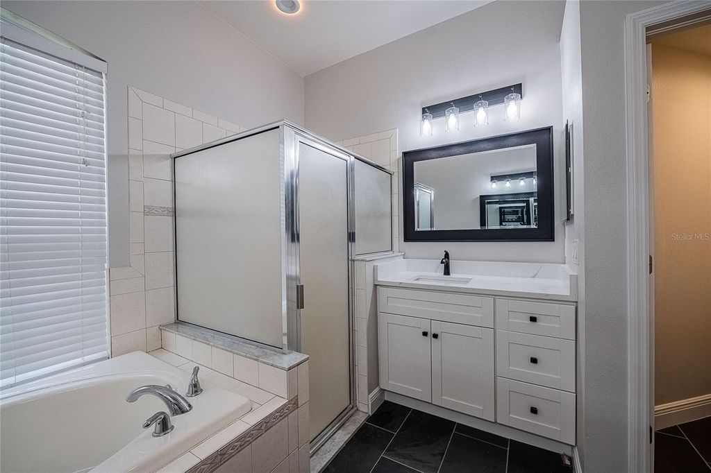 Image 34 of property listing at 2706 DURANT TRAILS BOULEVARD, Dover, FL 33527