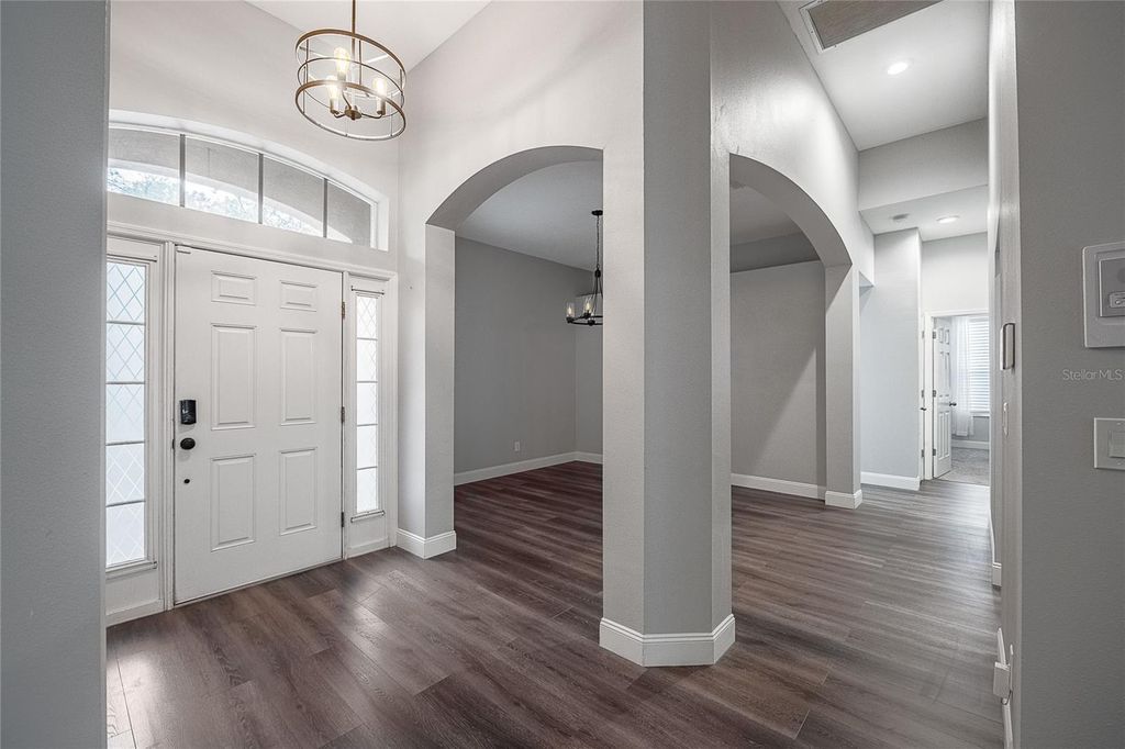 Image 5 of property listing at 2706 DURANT TRAILS BOULEVARD, Dover, FL 33527