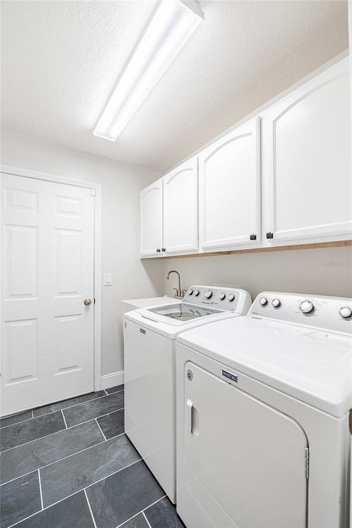 Image 46 of property listing at 2706 DURANT TRAILS BOULEVARD, Dover, FL 33527