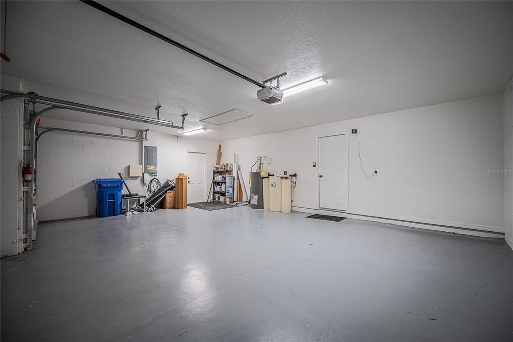 Image 51 of property listing at 2706 DURANT TRAILS BOULEVARD, Dover, FL 33527