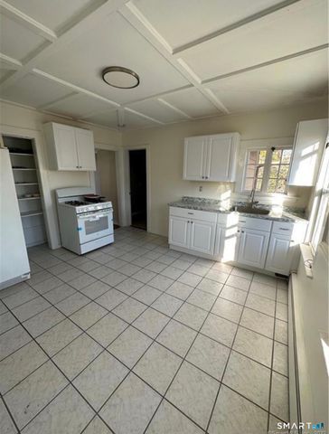 34 York Street 2, Ansonia, CT 06401