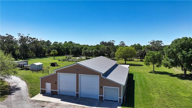10425 138th Avenue, Fellsmere, FL 32948
