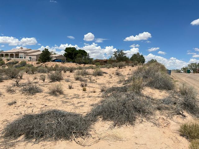 5424 Vera Cruz Road NE, Rio Rancho, NM 87144