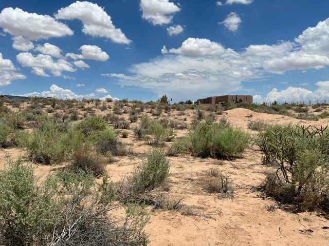 5424 Vera Cruz Road NE, Rio Rancho, NM 87144