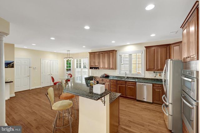 2894 SWANEE LN, Fairfax, VA 22031