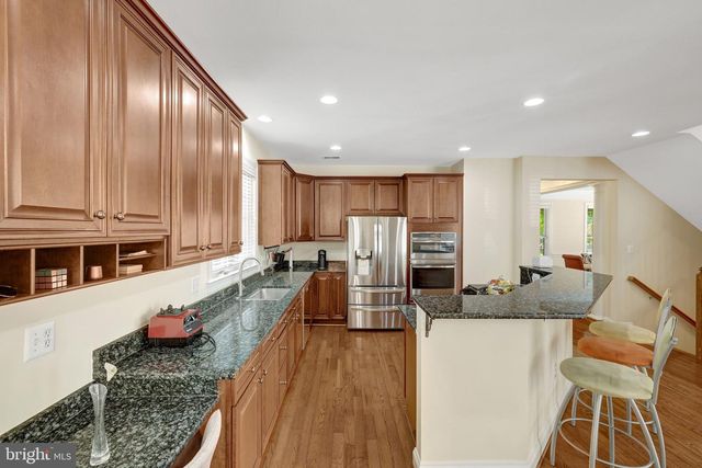 2894 SWANEE LN, Fairfax, VA 22031