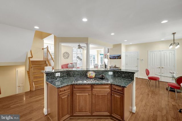 2894 SWANEE LN, Fairfax, VA 22031