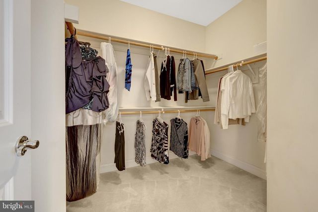 2894 SWANEE LN, Fairfax, VA 22031