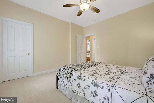 2894 SWANEE LN, Fairfax, VA 22031