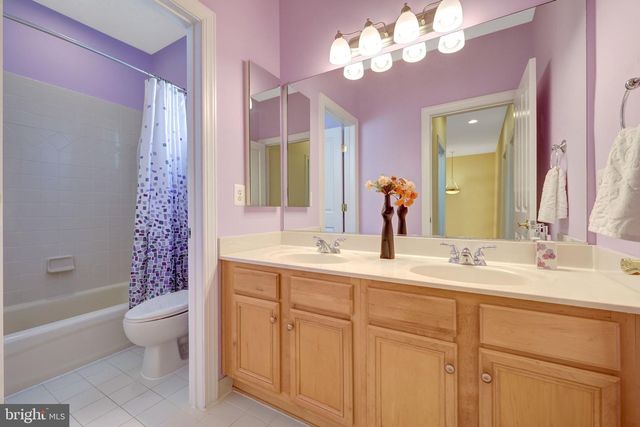 2894 SWANEE LN, Fairfax, VA 22031