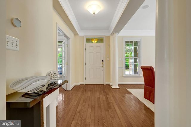 2894 SWANEE LN, Fairfax, VA 22031