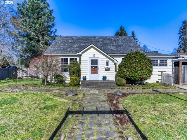 152 Ne 5TH Ave, Canby, OR 97013