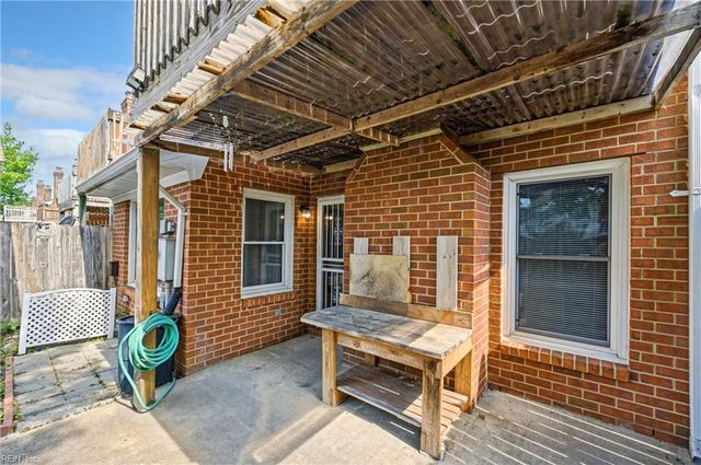 5329 Kindlewood DR, Virginia Beach, VA 23455