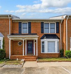 5329 Kindlewood DR, Virginia Beach, VA 23455
