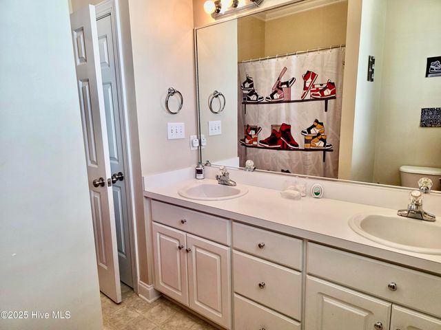 3502 Baybrooke Drive W, Wilson, NC 27893