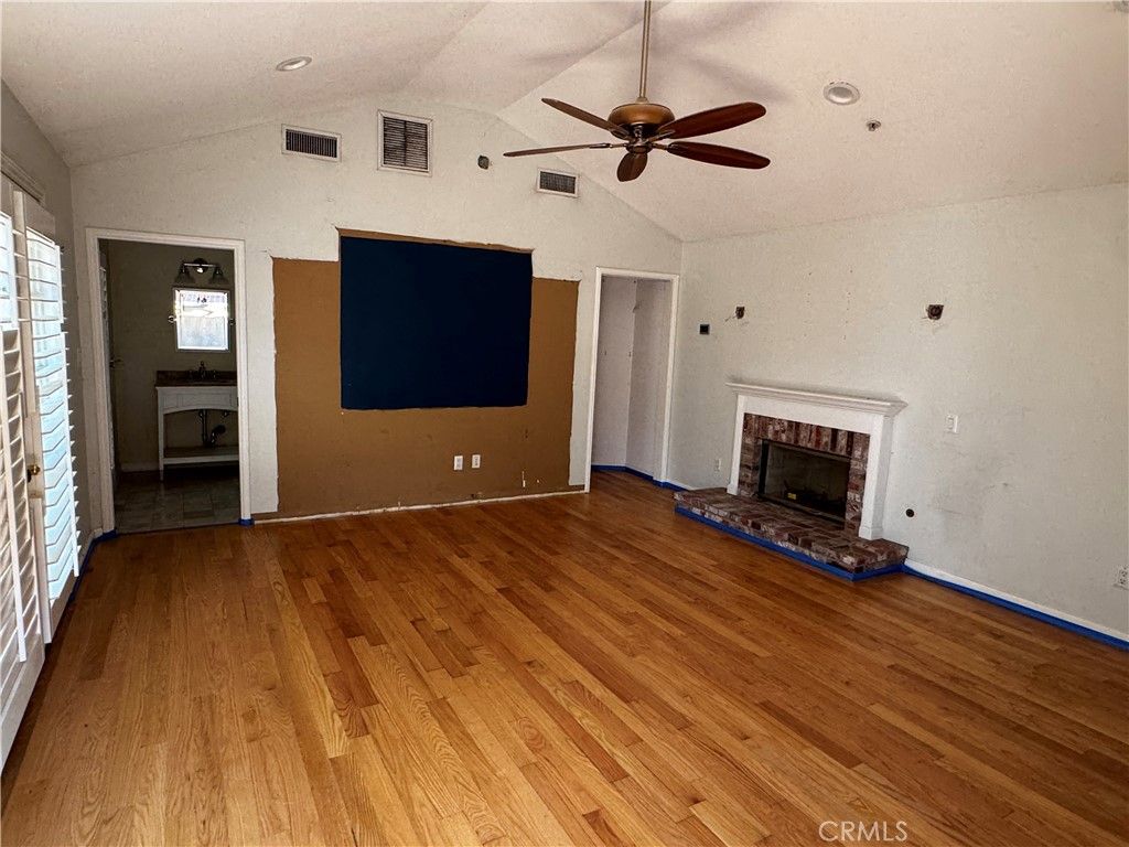 Image 12 of property listing at 3154 Vista Del Mar, Glendale, CA 91208