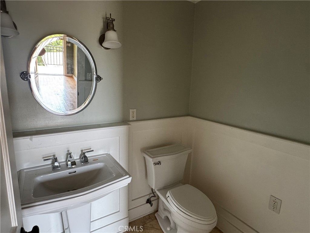 Image 3 of property listing at 3154 Vista Del Mar, Glendale, CA 91208