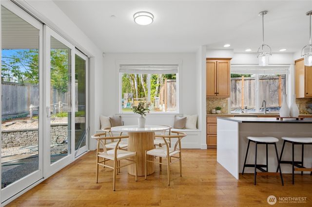 10504 NE 114th Lane, Kirkland, WA 98033