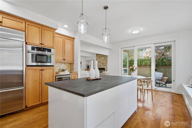 10504 NE 114th Lane, Kirkland, WA 98033