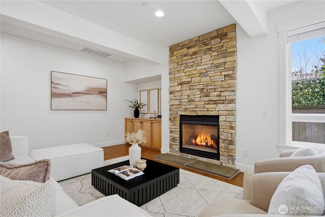 10504 NE 114th Lane, Kirkland, WA 98033