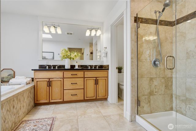 10504 NE 114th Lane, Kirkland, WA 98033