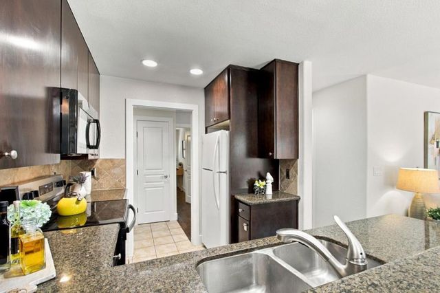2380 Homestead Road 1103, Santa Clara, CA 95050