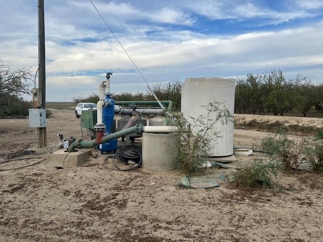 1105 E Rose Avenue, Fresno, CA 93725