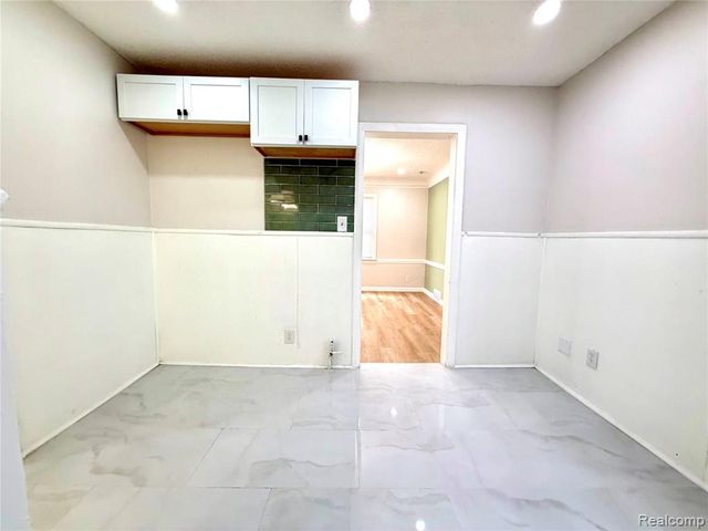 3666 Somerset Avenue, Detroit, MI 48224
