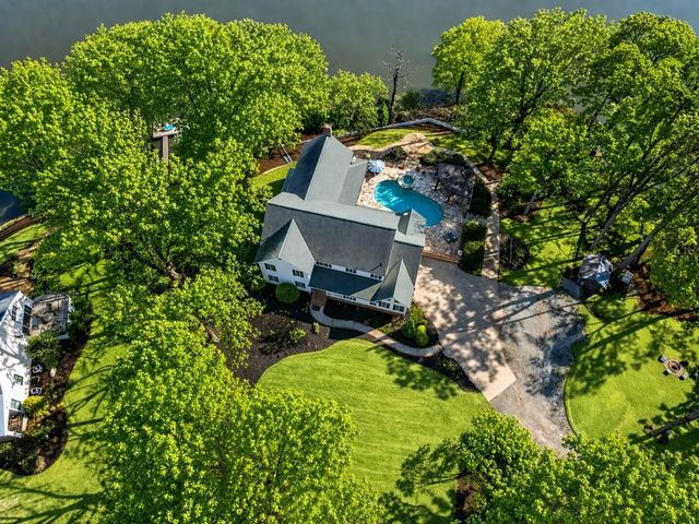 3185 Raskarity Road, Cumming, GA 30041