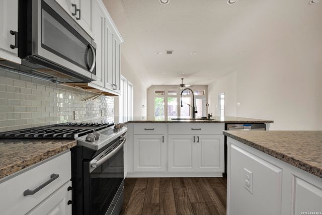 14814 Flint Gln, San Antonio, TX 78254