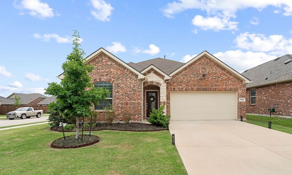 1736 Da Vinci Drive, Little Elm, TX 75068