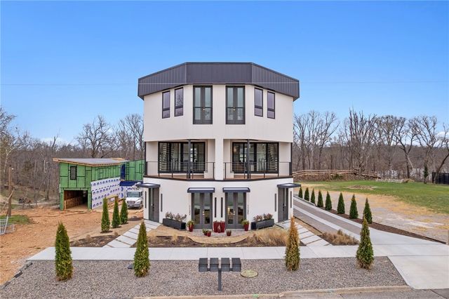 1132 Fillmore Street, Bentonville, AR 72712